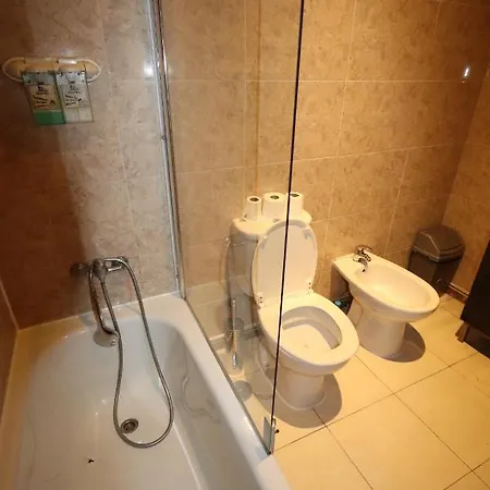 Center בית הארחה ליסבון