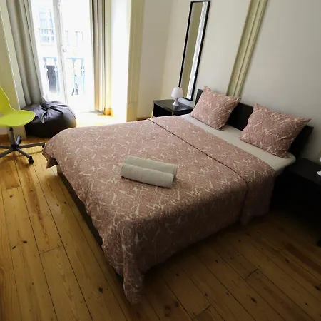 Center 2* ליסבון